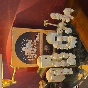 15pc Precious Moments "Come Let Us Adore Him" Nativity Set w/box